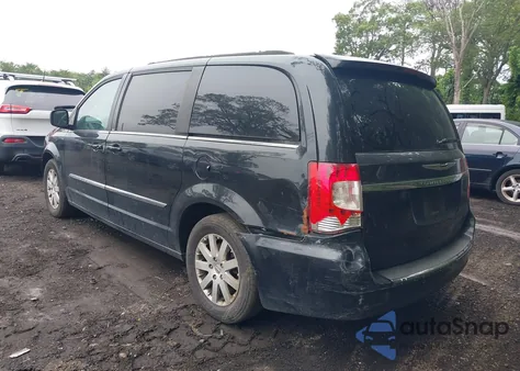 2014 Chrysler Town & Country Touring z USA, uszkodzony, nr VIN 2C4RC1BG5ER249955